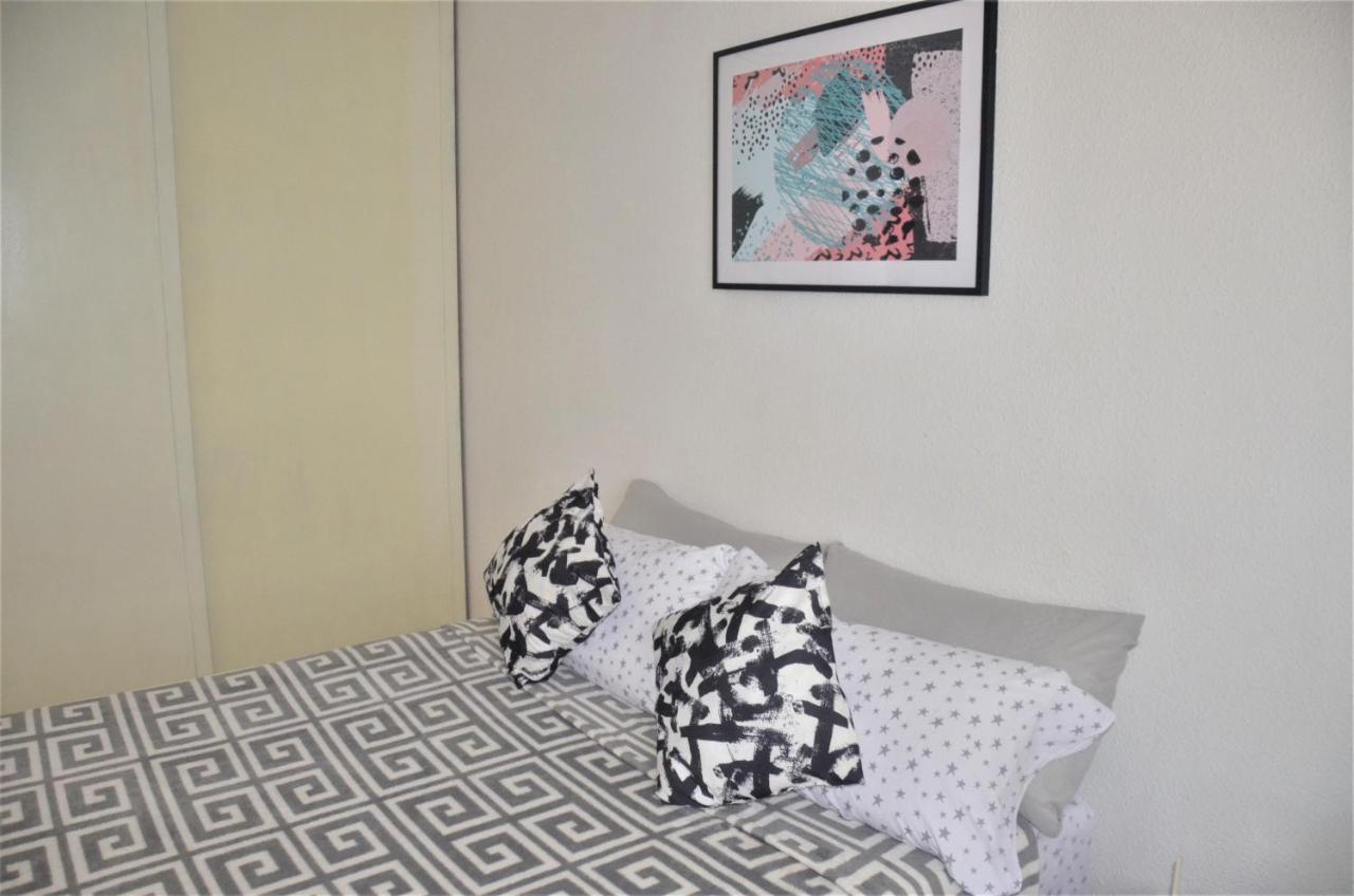 Pretty Studio With Swimming Pool تورّيفيِخا المظهر الخارجي الصورة
