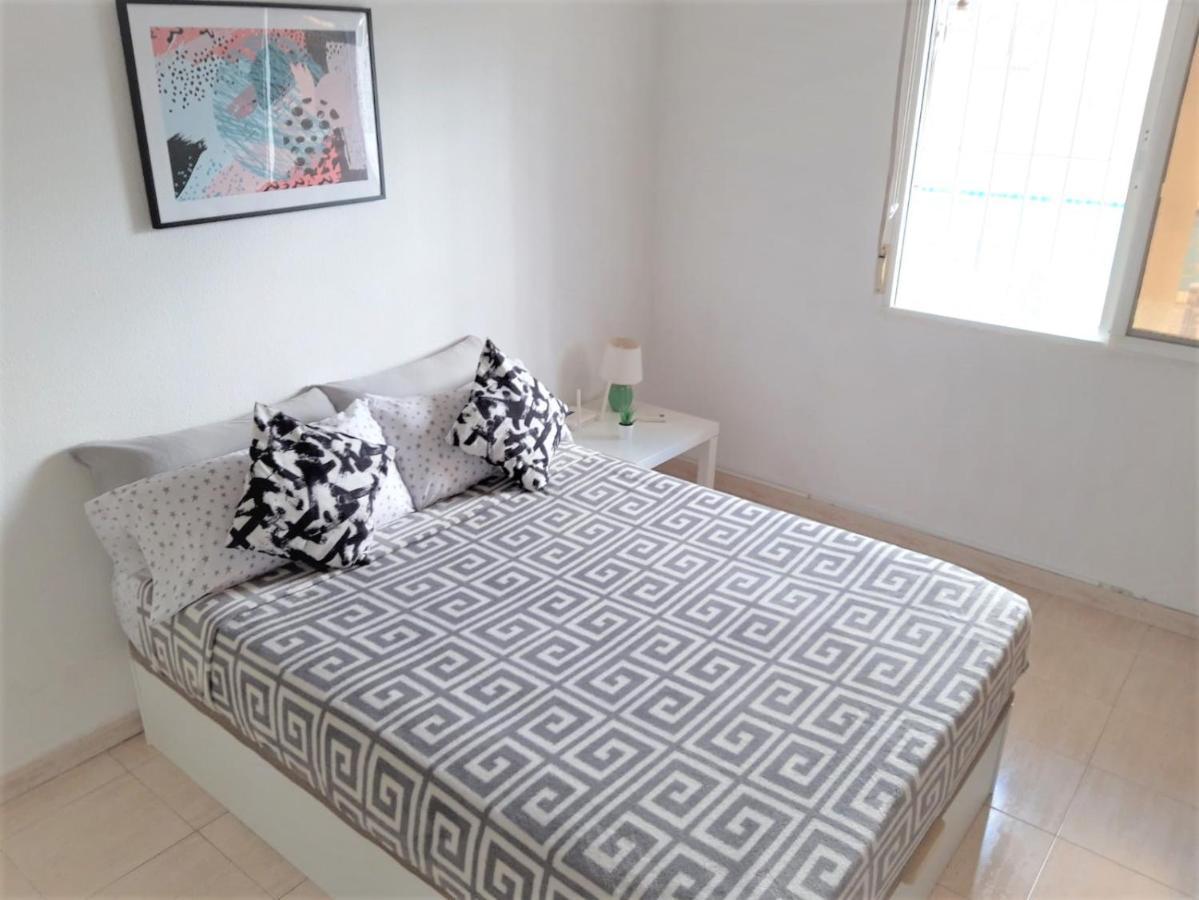 Pretty Studio With Swimming Pool تورّيفيِخا المظهر الخارجي الصورة