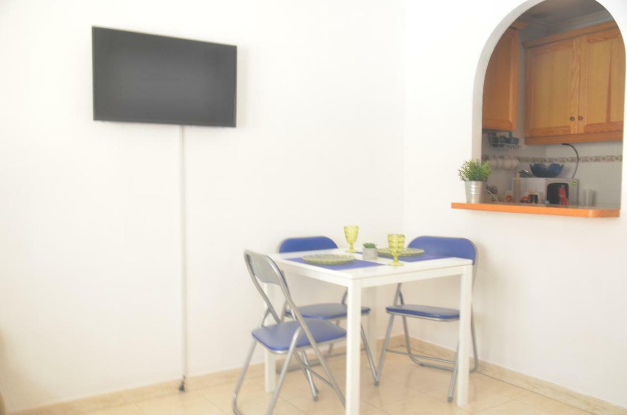 Pretty Studio With Swimming Pool تورّيفيِخا المظهر الخارجي الصورة